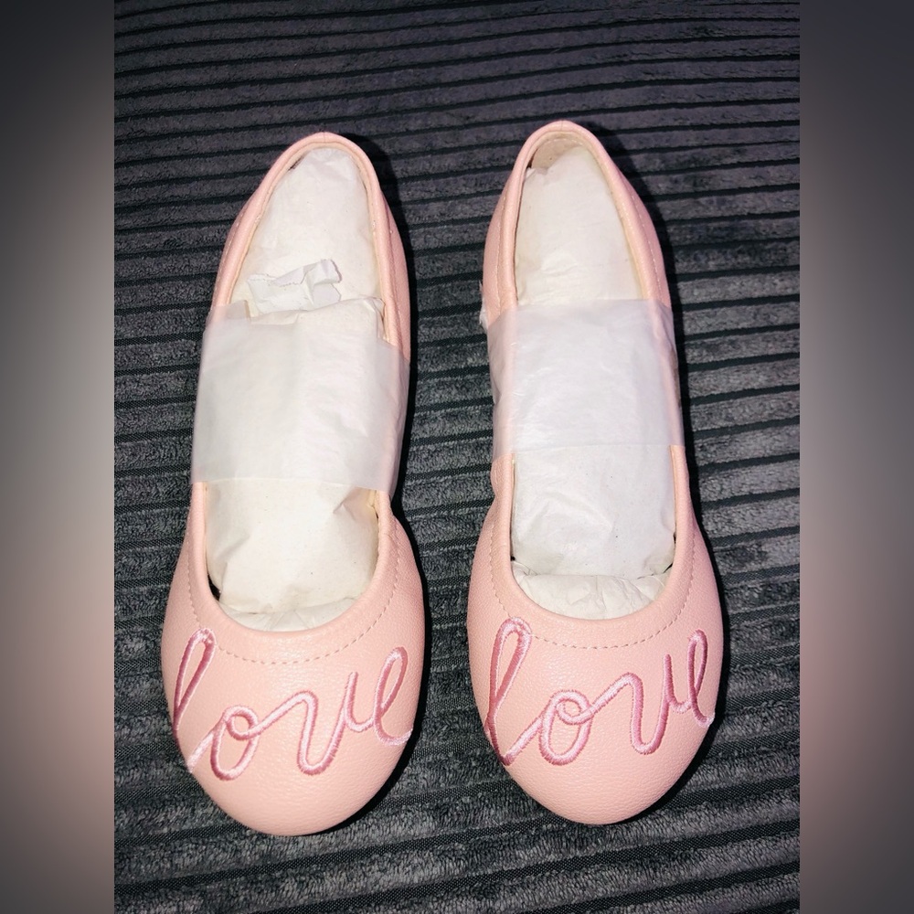 Ellen Degeneres Pink 'Love' Embroidered Kids Ballet Flats